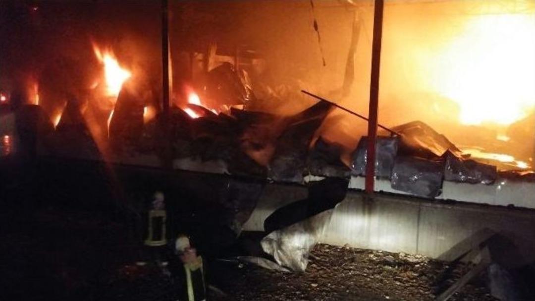 Soğuk Hava Deposu Ve Paketleme İşletmesi Alev Alev Yandı