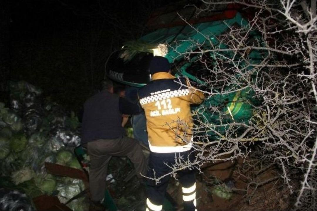 Kaza Yapan Kamyon S&uuml;r&uuml;c&uuml;s&uuml;, G&ouml;zyaşlarını Tutamadı