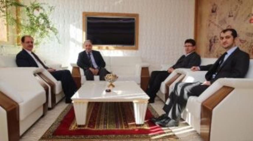 Tbmm İnsan Haklarını İnceleme Komisyonu Başkanı&rsquo;ndan Rekt&ouml;r Coşkun&rsquo;a Ziyaret