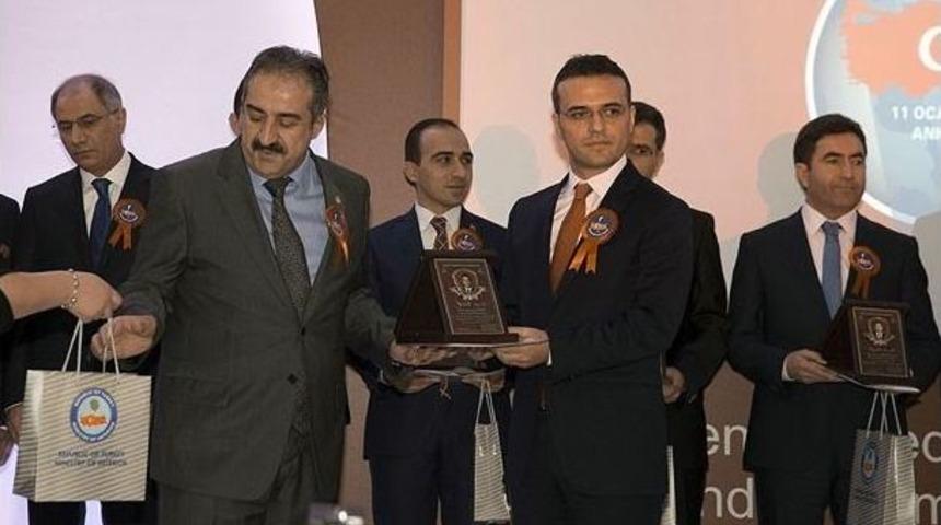 Kaymakam&rsquo;ın Şehit Binbaşı İle Anısı &Ouml;d&uuml;l Aldı