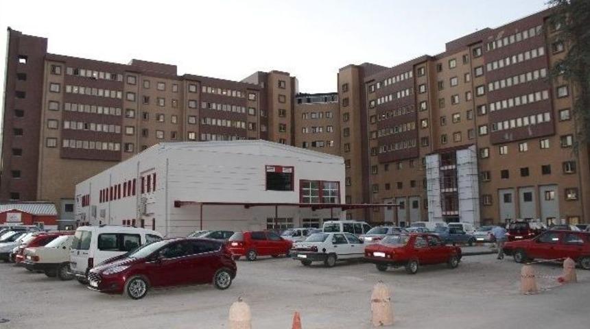 K&uuml;tahya&rsquo;da 817 Hastaya 1 Doktor