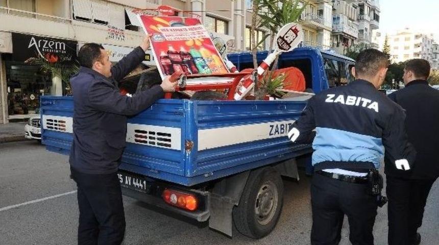 Karşıyaka&rsquo;da Kaldırım İşgaline Ge&ccedil;it Yok