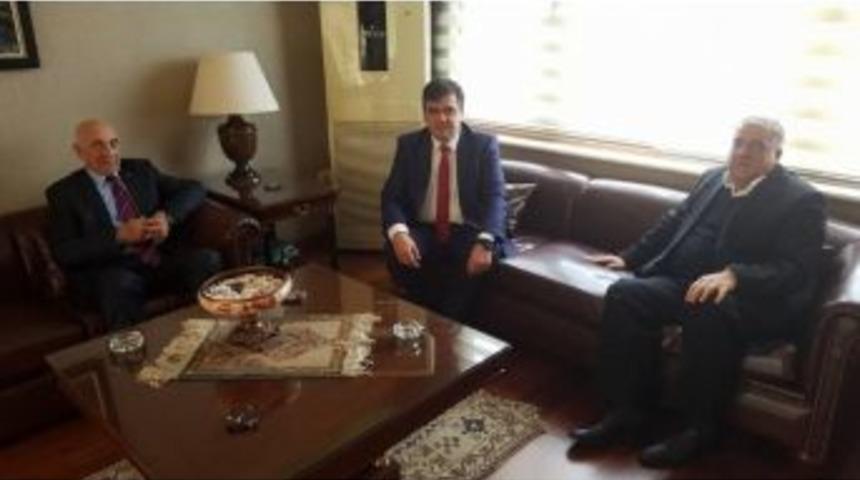 Başkan Yal&ccedil;ın, Eski Bakan Şeker&rsquo;i Ziyaret Etti