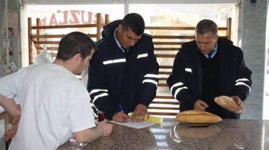 Zabıta Ekipleri Ekmek Satış Yerlerini Ve Gramajını Denetledi