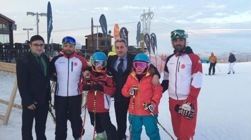 Taşkesenligil&rsquo;den &Ouml;zel Şefkat