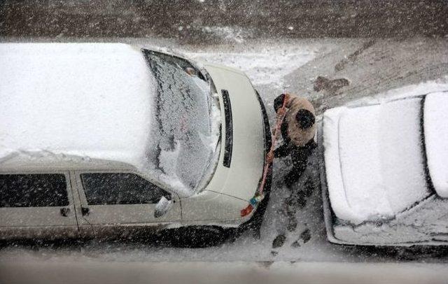 Erzurum’da Yoğun Kar Yağışı