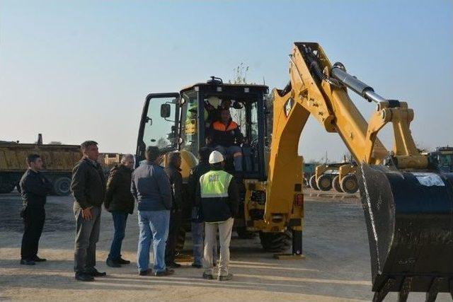 Efeler Belediyesi İş Makinesi Operatörleri Eğitimden Geçti