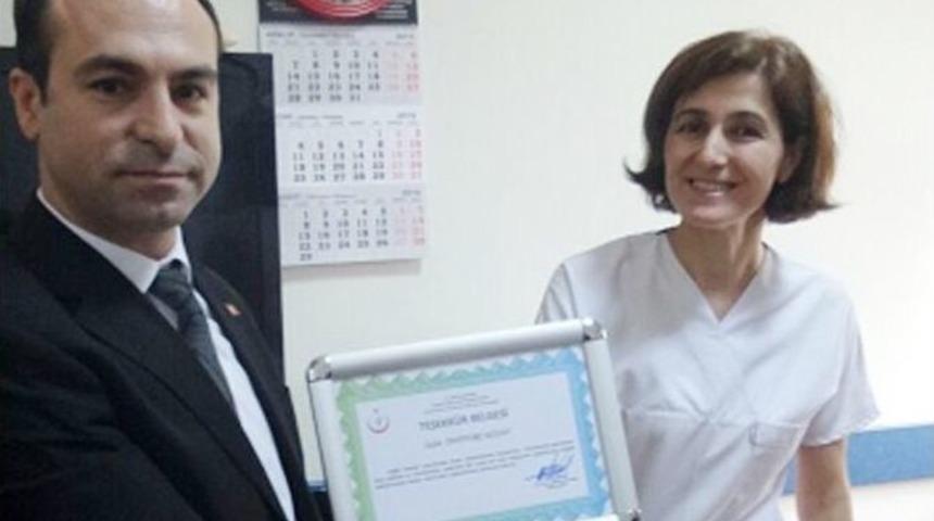 Aralık Ayının Şifa Veren Elleri &Ouml;d&uuml;llendirildi