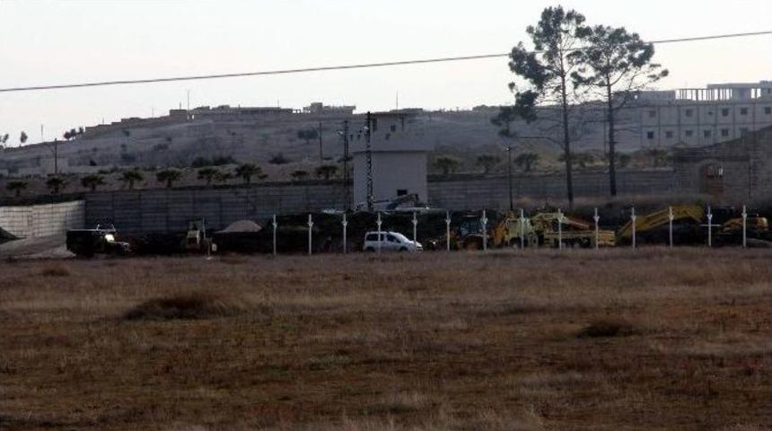 Sultanahmet&rsquo;teki Bombalı Saldırı Sınırda G&uuml;venlik &Ouml;nlemlerini Arttırdı