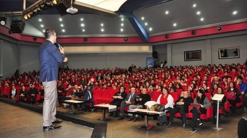 &lsquo;sınavdır Ge&ccedil;er&rsquo; Seminerine &Ouml;ğrencilerden Yoğun İlgi
