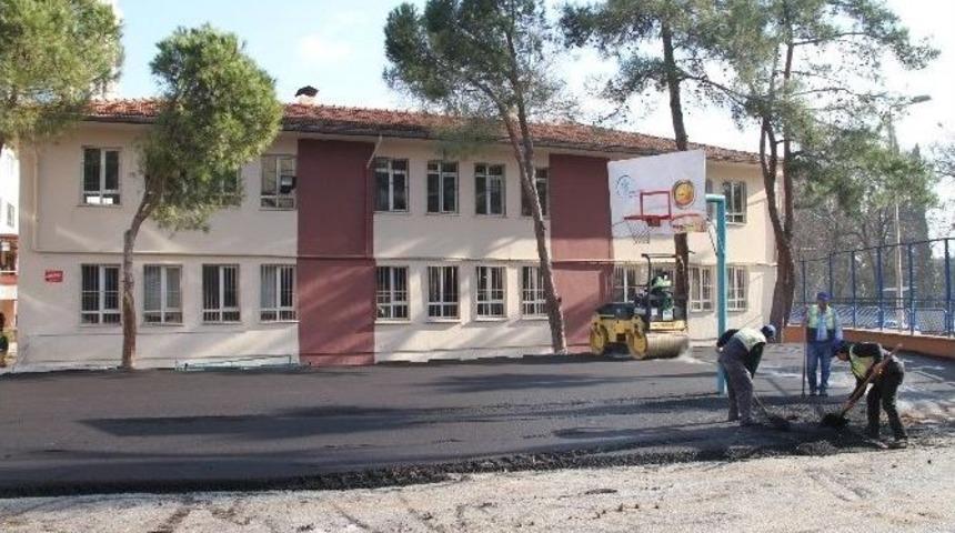 Merkezefendi Belediyesi&rsquo;nden Okullara Asfalt Desteği