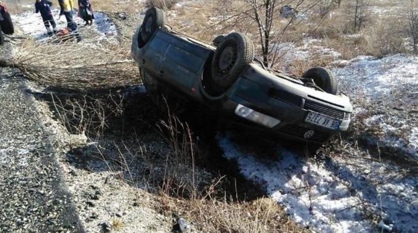 &Ccedil;ankırı&rsquo;da Trafik Kazası: 1&rsquo;i &Ccedil;ocuk 6 Yaralı