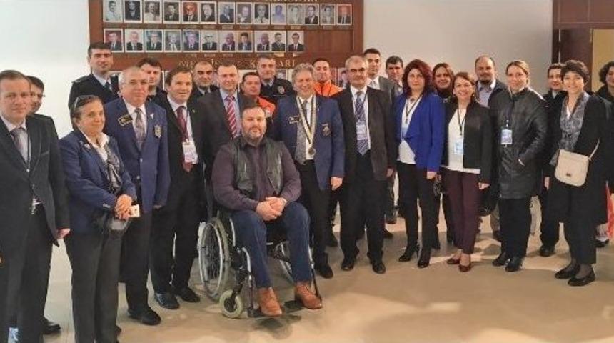 Rotary Federasyonu&rsquo;ndan &Ccedil;anakkale&rsquo;de Trafik &Ccedil;alıştayı