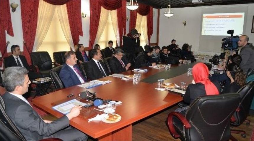 Bolu Valisi 2015 Faaliyetlerini Açıkladı