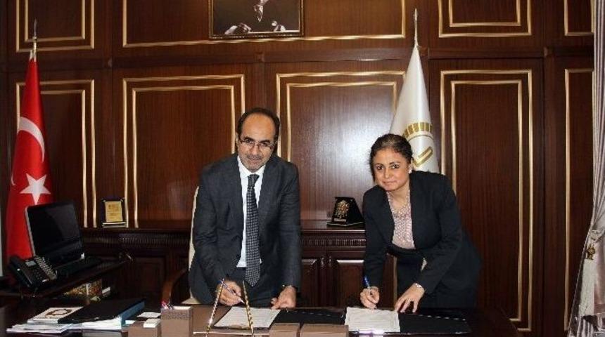 H&uuml;k&uuml;ml&uuml;lere Dini Destek Sağlanacak