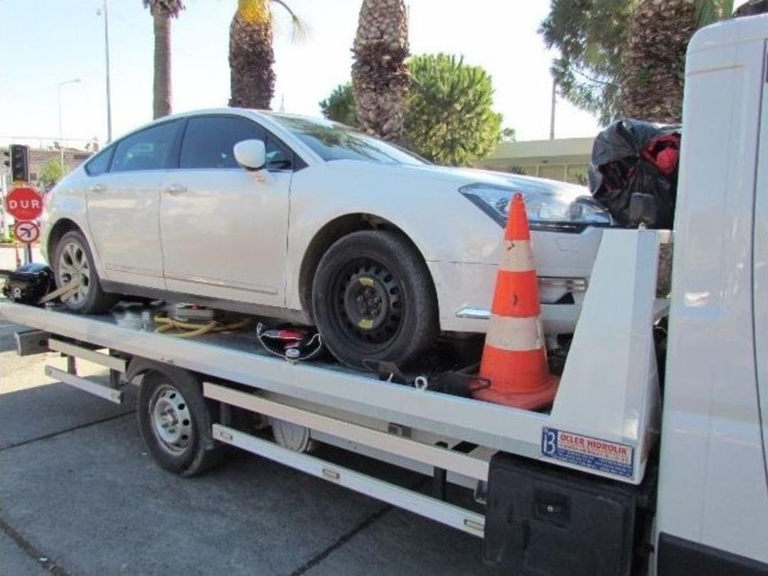 &Ccedil;eşme&rsquo;de 235 Sığınmacı Son Anda Kurtarıldı