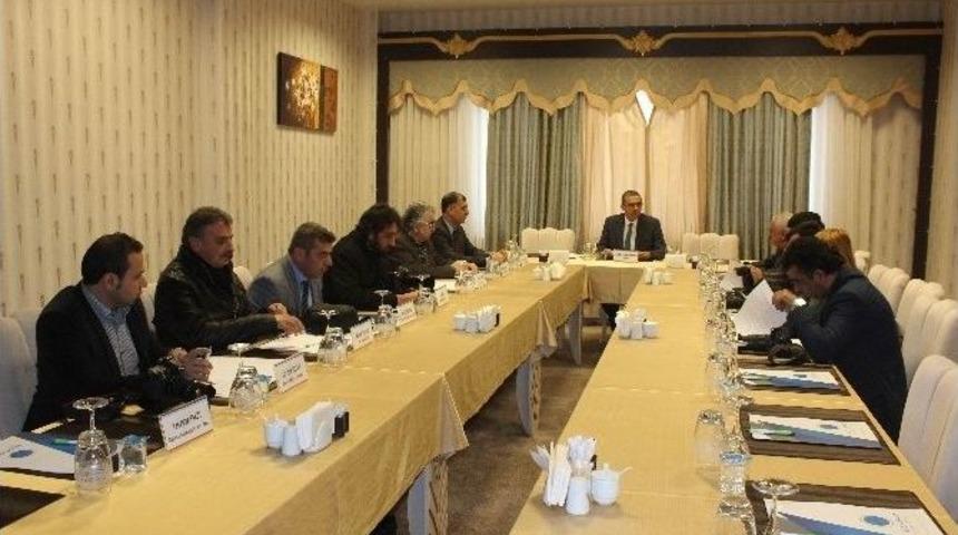 Rekt&ouml;r G&uuml;ven&ccedil;, Basın Mensuplarını Ağırladı