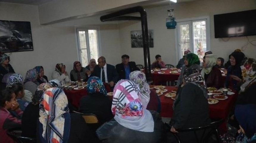 Başkan Kara Ev Toplantılarına Devam Ediyor