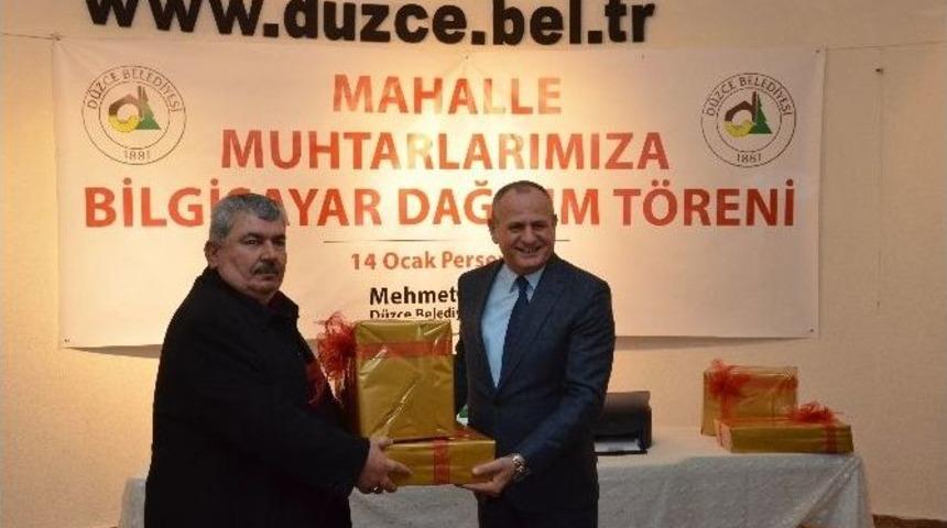 Muhtarlara Bilgisayar Verildi