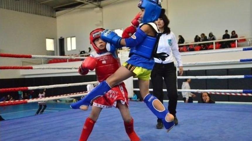 Adanada Muay Thai İl Se&ccedil;meleri Yapıldı