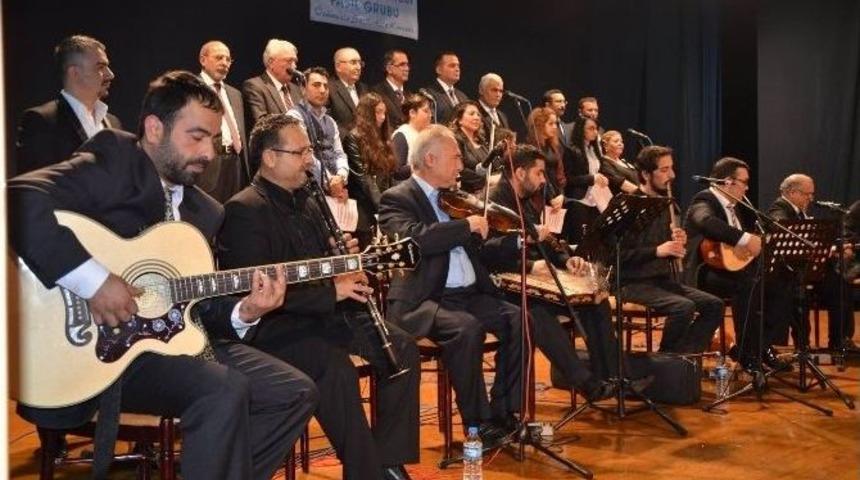 Fasıl Grubu&rsquo;ndan &ldquo;&ouml;z&uuml;m&uuml;zle S&ouml;z&uuml;m&uuml;zle&rdquo; Konseri