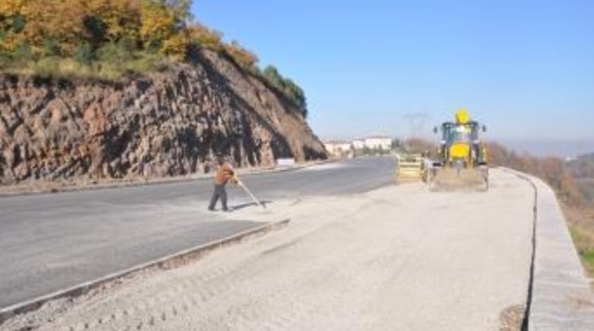 B&uuml;y&uuml;kşehir, Başiskele&rsquo;de Cadde Yenileme &Ccedil;alışması Yaptı