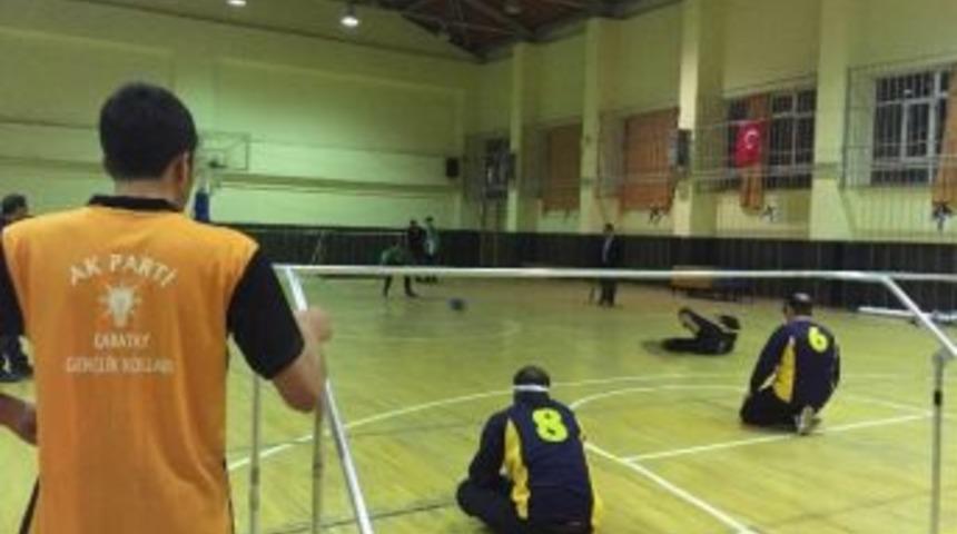 Ak Parti Karatay Gen&ccedil;lik Kollarından G&ouml;rme Engellilerle Ma&ccedil; Yaptı