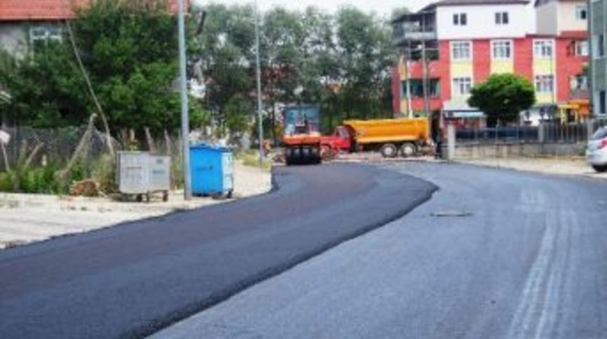 İzmit&rsquo;teki Yollar İ&ccedil;in 75 Bin Ton Asfalt Kullanıldı