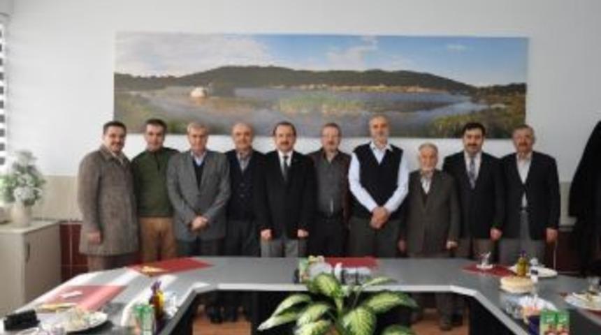 &Ouml;zel Bahar Koloji&rsquo;nden Gazetecilere Kahvaltı İkramı