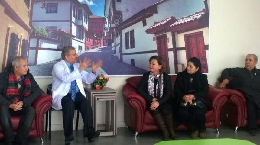 Yenikent Mahallesi Sakinleri Huzurevleri Ziyaretlerine Başladı