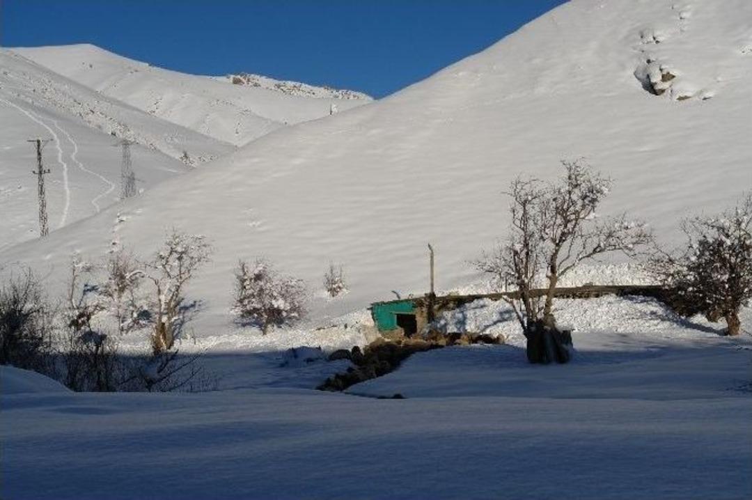 Kar Onlar İ&ccedil;in &Ccedil;ile Oldu