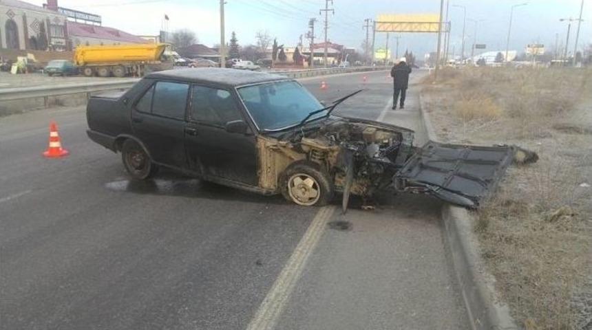 Direksiyon H&acirc;kimiyetini Kaybetti, 1 Yaralı