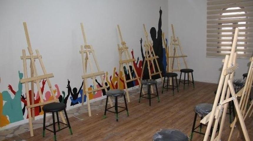 Eyy&uuml;biye Belediyesi&rsquo;nden Gen&ccedil;liğe Devasa Yatırım