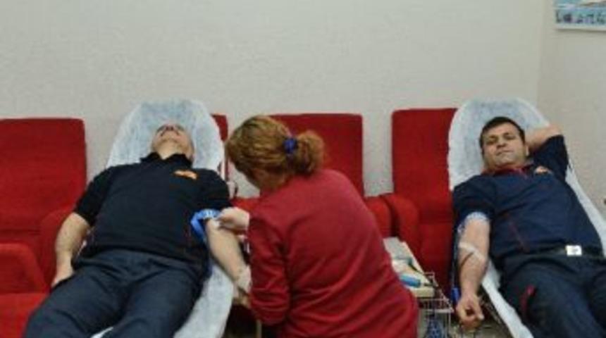 İtfaiyeden Kan Bağışı