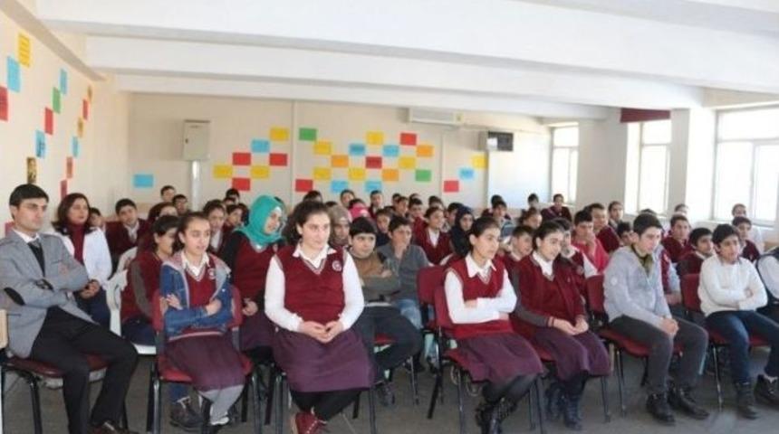 Bulanık&rsquo;ta Meslek Tanıtım Semineri