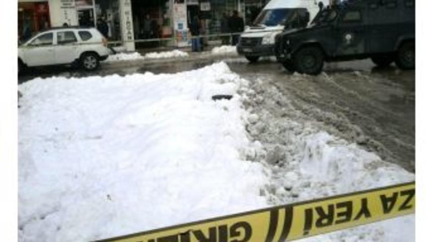 Van&rsquo;da Ş&uuml;pheli &Ccedil;anta Alarmı