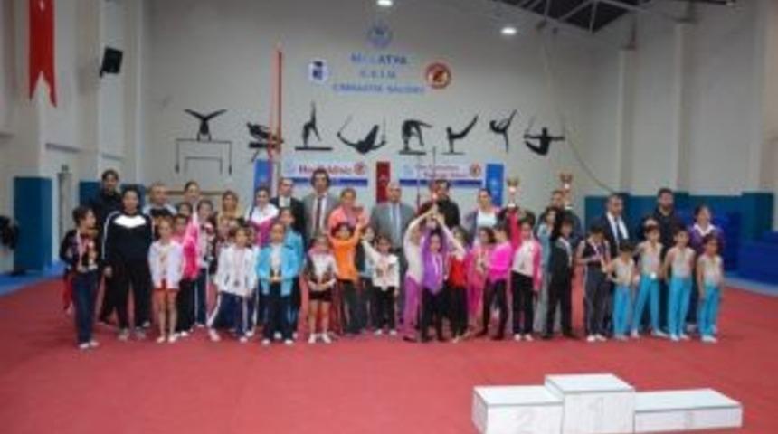 Okullar Arası Jimnastik M&uuml;sabakaları Sona Erdi