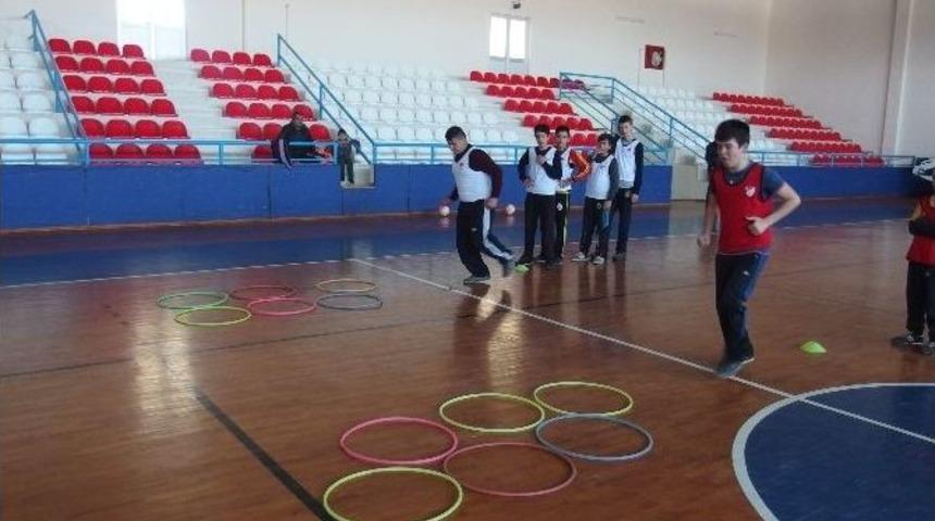 Futbol Eğitim Projesi Daday&rsquo;da Devam Ediyor