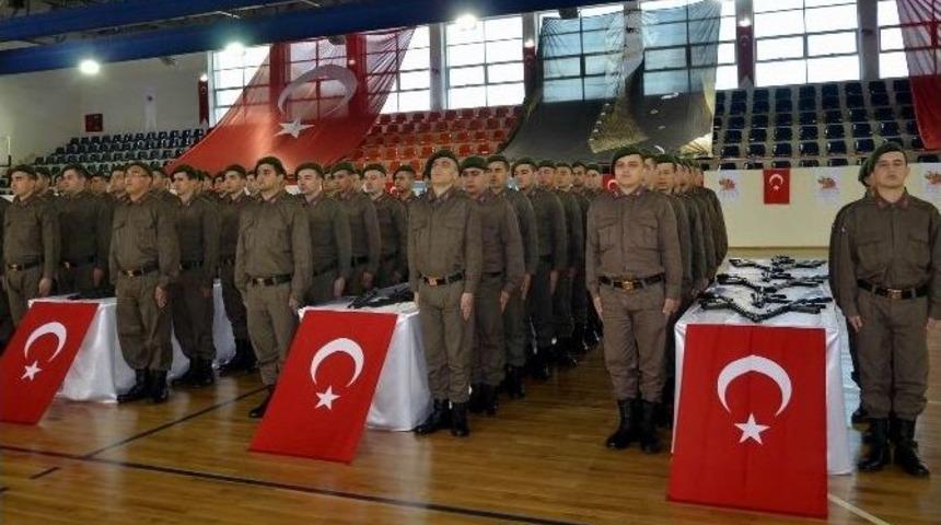 Kemer&rsquo;de Eğitim G&ouml;ren Kısa D&ouml;nem Erler Yemin Etti