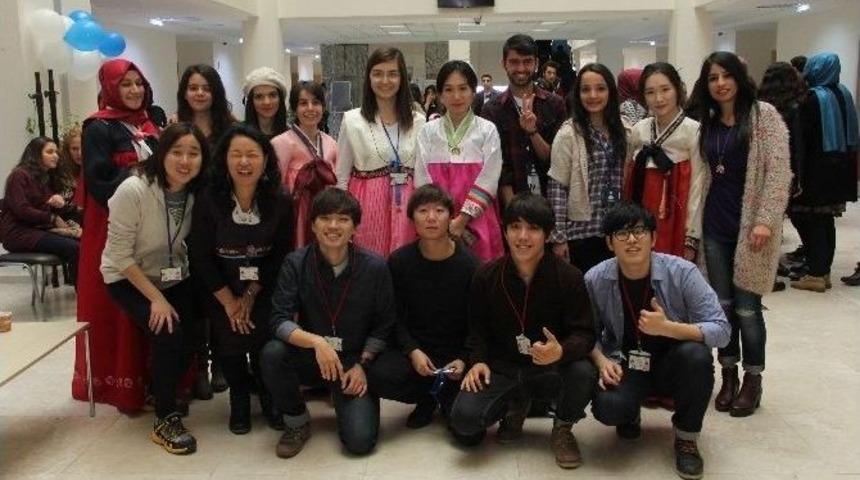 Zirve Ünıversıtesi’nde 3. Kore Kültür Festivali Sona Erdi