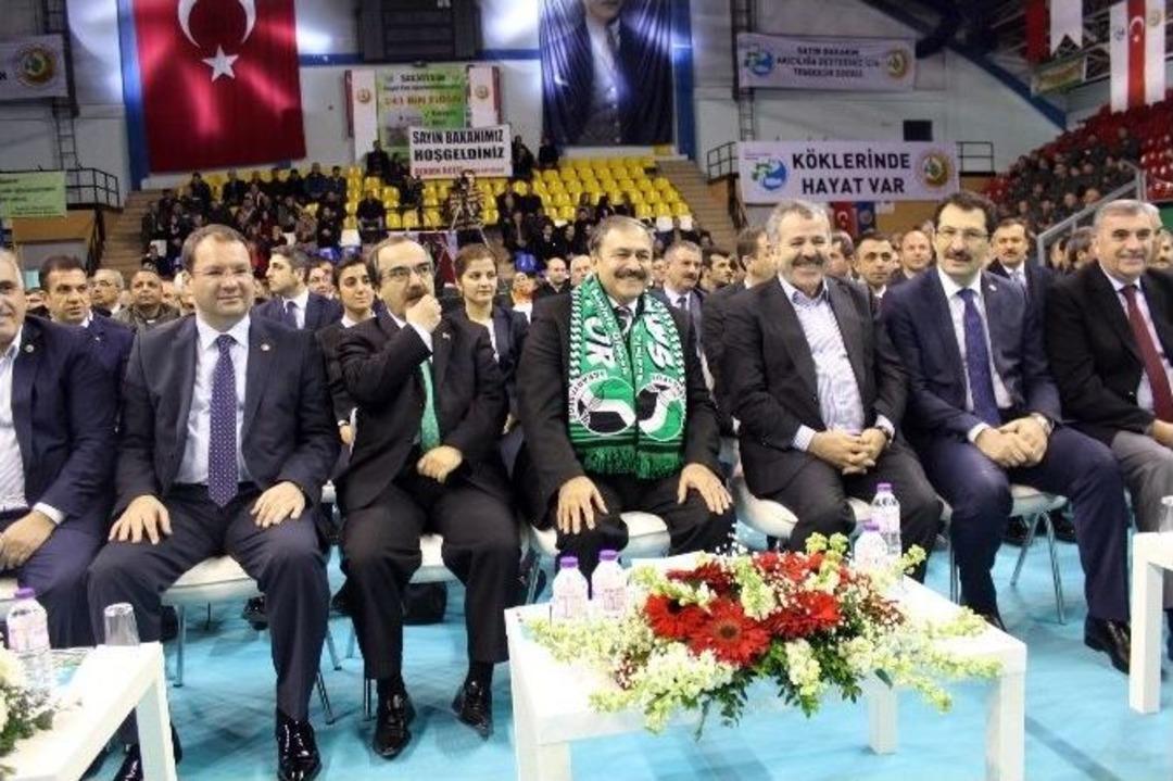 Bakan Eroğlu Sakarya&rsquo;da &Ouml;l&uuml;mden D&ouml;nd&uuml;ğ&uuml; Anısını Anlattı