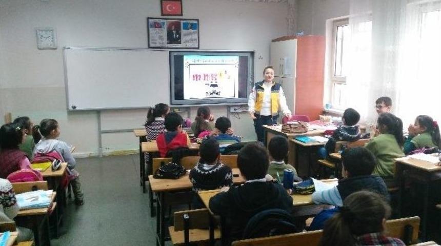 İlkokul &Ouml;ğrencilerine, İlk Yardım Eğitimi Verildi