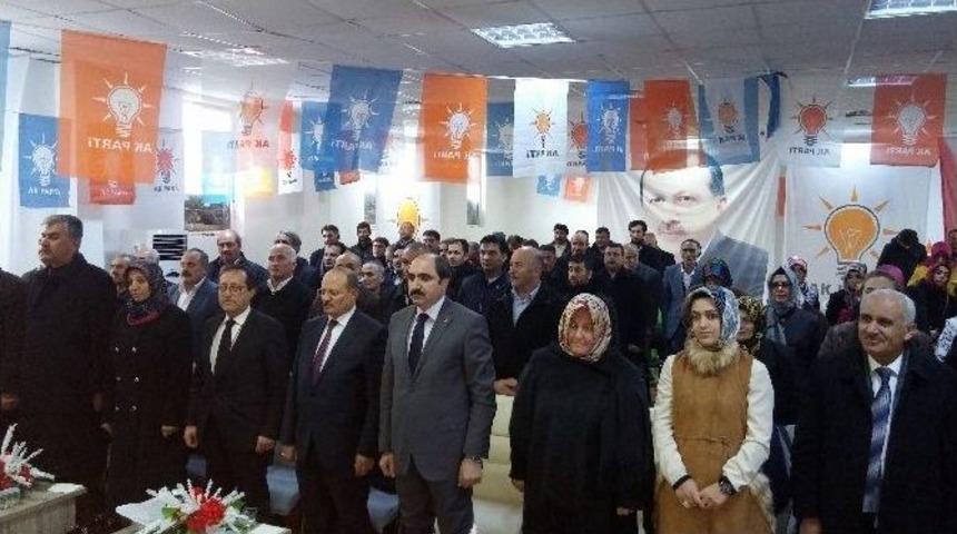 Edremit Belediye Başkanı Ak Parti&rsquo;ye Ge&ccedil;ti