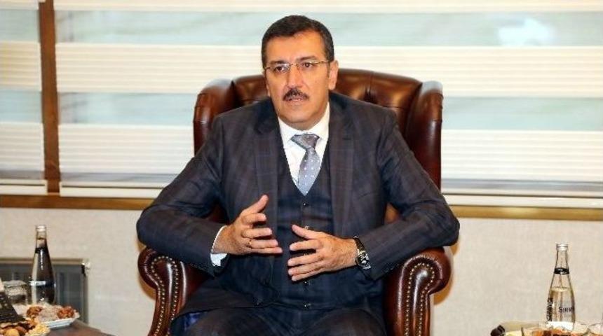 Bakan T&uuml;fenk&ccedil;i: "k&uuml;rt Halkının Vicdanlarında O &Ccedil;ukurlara G&ouml;m&uuml;lecekler"