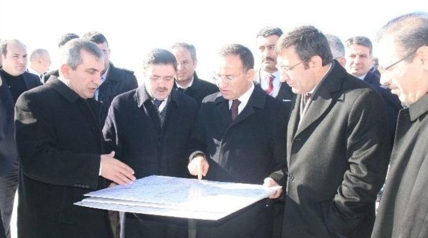 Kalkınma Bakanı Yılmaz: &ldquo;kalkınba Belli Bir B&ouml;lgeyle Değil B&uuml;t&uuml;n Y&ouml;relerin Kalkınmasıyla Olur&rdquo;