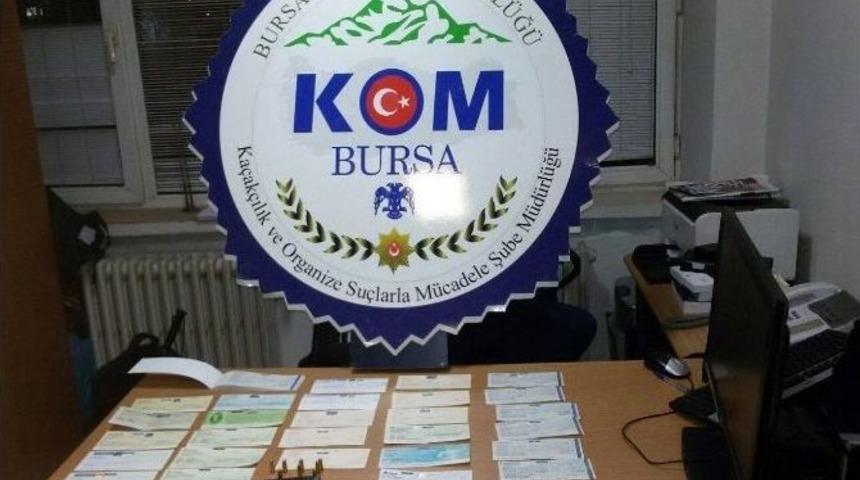 Bursa Emniyetinde Sahte &Ccedil;ek Operasyonu