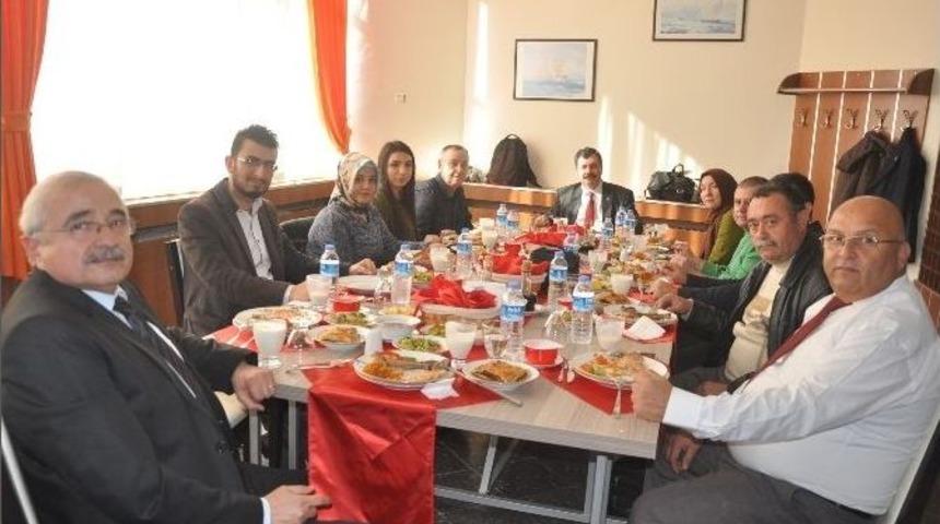 Teiaş Somalı Gazetecileri Ağırladı