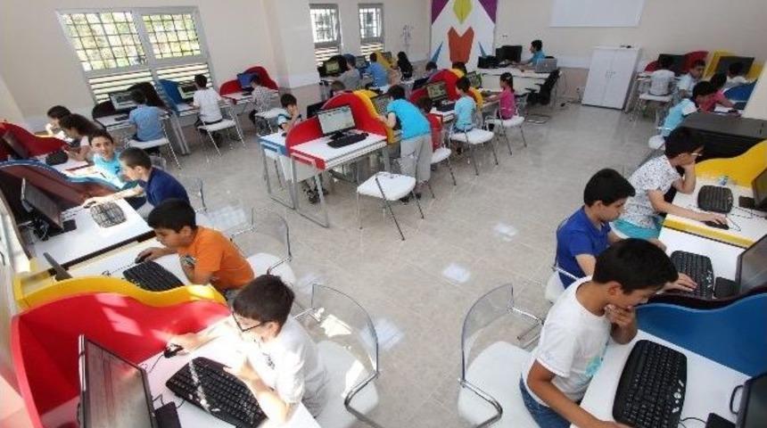 Bilgi Evleri 500 &Ouml;ğrenciyle Başladı, 40 Bine Ulaştı