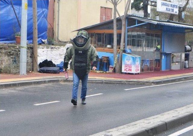 Pazar Girişinde Unutulan Çantalar Polisi Alarma Geçirdi