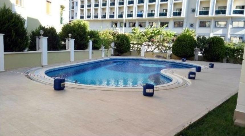 Plastik Bidonlu G&uuml;venlik, Site Sakinleriyle Y&ouml;netimi Mahkemelik Etti